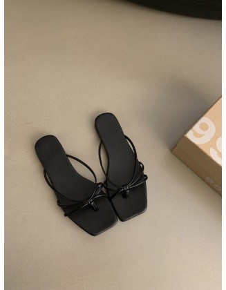 Stylish Versatile Closed-Toe Sandals for Outdoor Wear